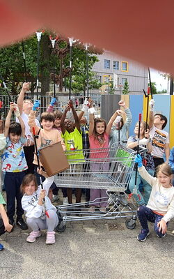 Gruppenbild Sonnenblumenschule Langen